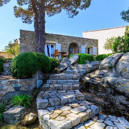U Piazzale Villa Santa-Reparata-di-Balagna Bagian luar foto